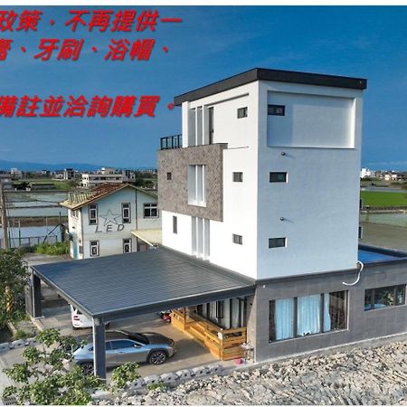 Love米渡假會館 وجي المظهر الخارجي الصورة